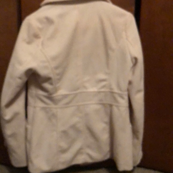 Ivory Peacoat - Picture 2 of 2